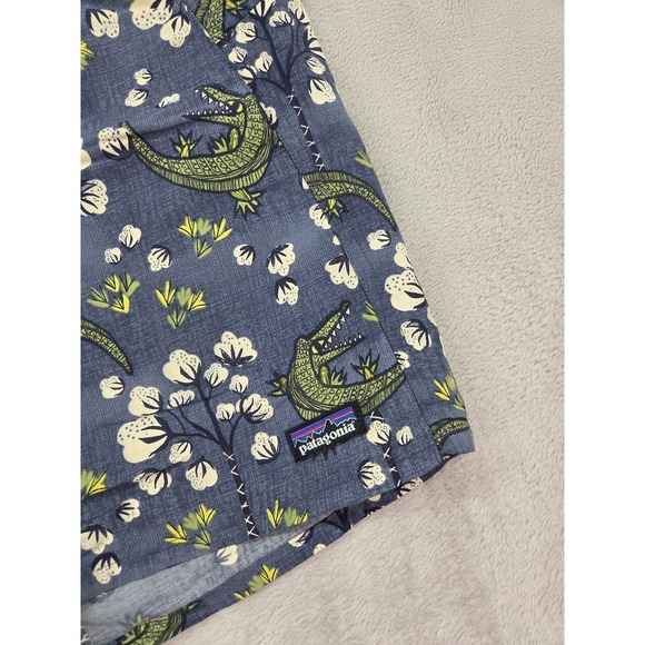 Patagonia Baggies Shorts Womens Small 5" Alligators Rare - Picture 3 of 10